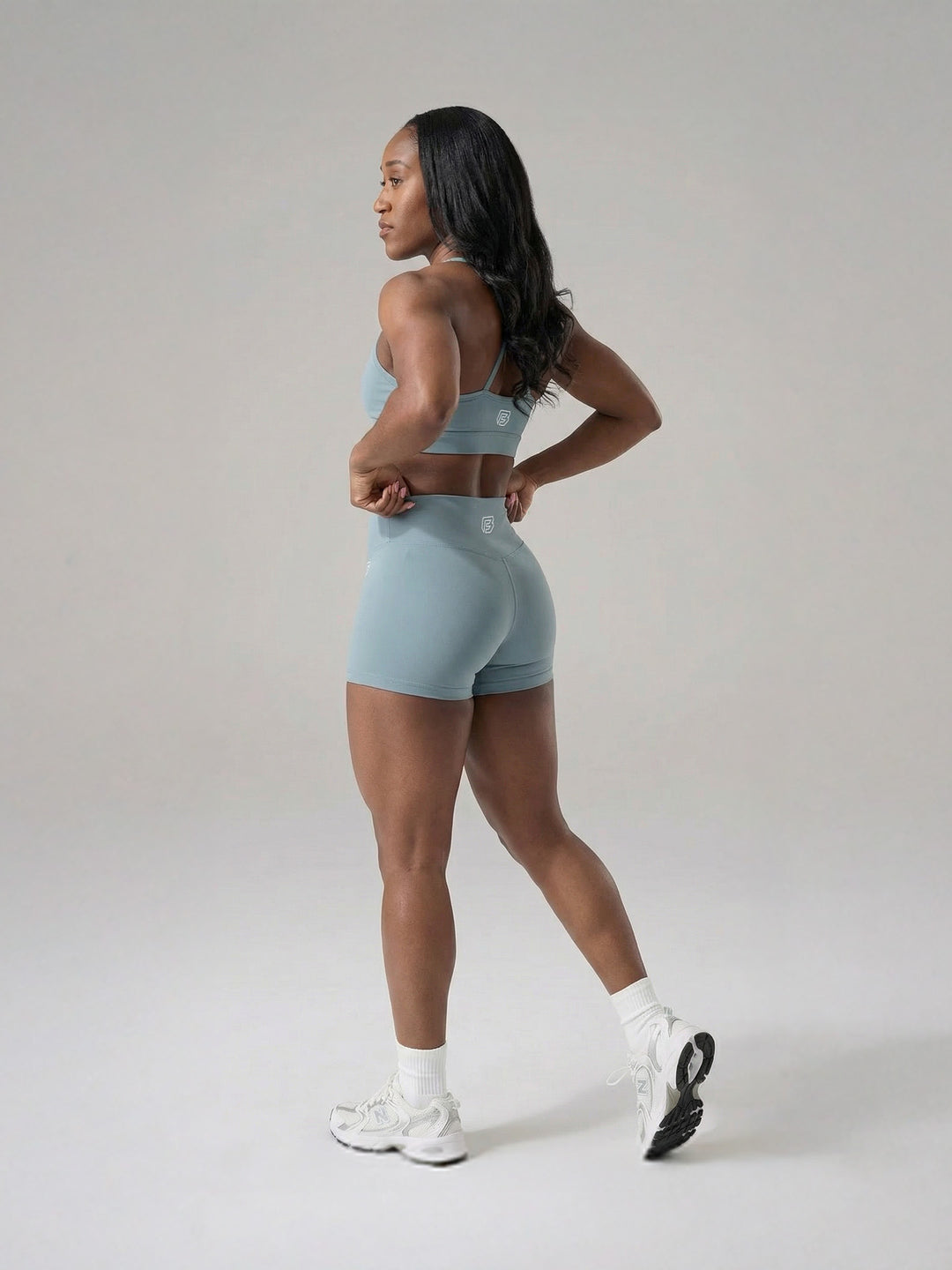 "APEX" 3IN. SHORT (CELESTE)